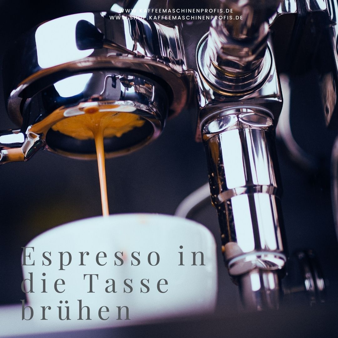 Kaffeemaschinenprofis-Giessen-der-perfekte-Cappuccino-3