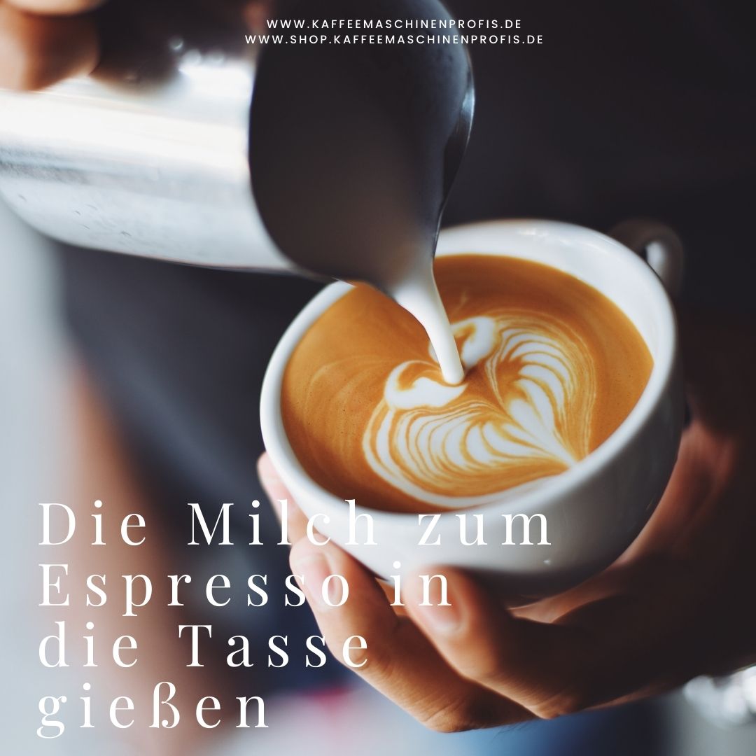 Kaffeemaschinenprofis-Giessen-der-perfekte-Cappuccino-6